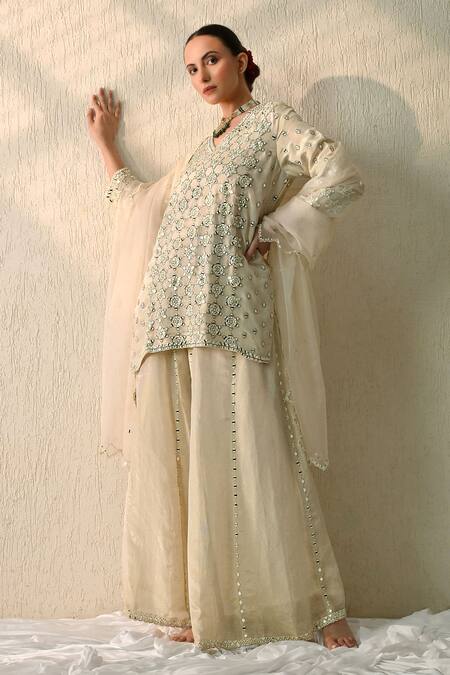 Shop OHH CROW White Chanderi Silk Sequins V-neck Vanilla Embroidered Kurta Sharara Set Online at Aza Fashions Shop_OHH CROW_White Chanderi Silk Sequins V-neck Vanilla Embroidered Kurta Sharara Set _Online_at_Aza_Fashions