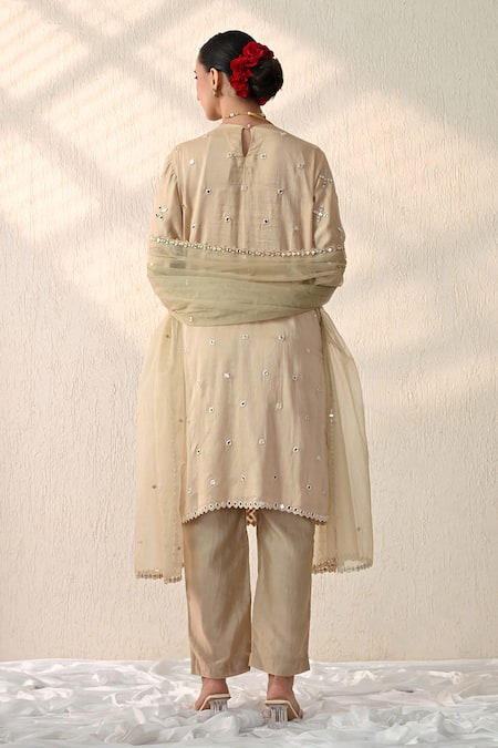 OHH CROW Embroidered Kurta Pant Set 