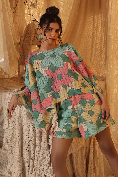 Kritika Murarka Green Cotton, Net Boat Neck Big Floral Kaftan Top And Shorts Set Online at Aza Fashions Kritika Murarka_Green Cotton, Net Boat Neck Big Floral Kaftan Top And Shorts Set _Online_at_Aza_Fashions