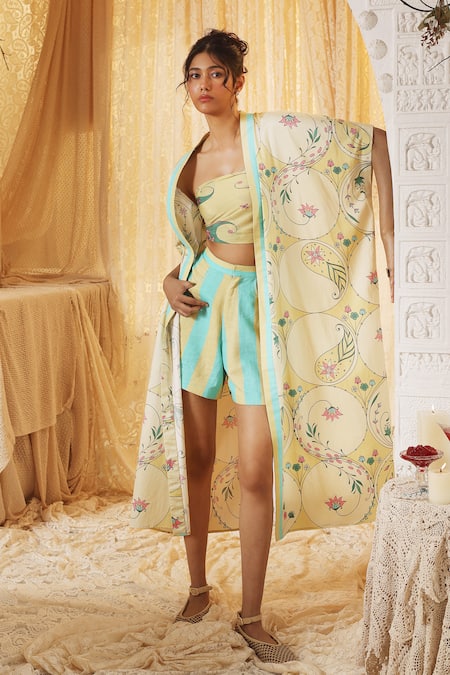 Kritika Murarka Yellow Cotton Round Neck Circle Print Jacket