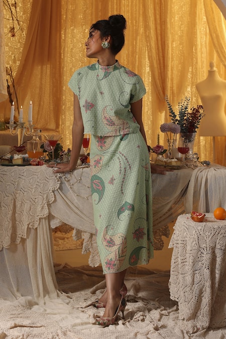 Kritika Murarka Mint Cotton, Net Embroidery Mandarin Collar Green skirt Top Set at Aza Fashions Kritika Murarka_Mint Cotton, Net Embroidery Mandarin Collar Green skirt Top Set _at_Aza_Fashions