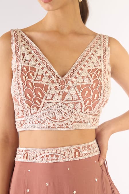 Shop Basanti - Kapde Aur Koffee Pink Georgette Beads, Cut Work V-, Round Embroidered Lehenga Set Online at Aza Fashions Shop_Basanti - Kapde Aur Koffee_Pink Georgette Beads, Cut Work V-, Round Embroidered Lehenga Set _Online_at_Aza_Fashions