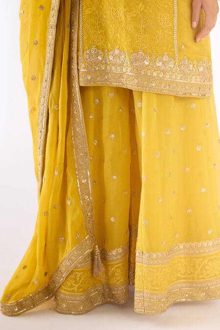 Basanti - Kapde Aur Koffee Yellow Brocade Sequins, Zari, Embroidery Round Neck Banarasi Sharara Set at Aza Fashions Basanti - Kapde Aur Koffee_Yellow Brocade Sequins, Zari, Embroidery Round Neck Banarasi Sharara Set_at_Aza_Fashions