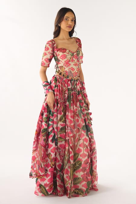 Shop_Basanti - Kapde Aur Koffee_Pink Organza Sequins, Cut Work Sweetheart Neck Embroidered Lehenga Set _Online_at_Aza_Fashions