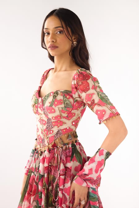 Basanti - Kapde Aur Koffee_Pink Organza Sequins, Cut Work Sweetheart Neck Embroidered Lehenga Set _at_Aza_Fashions