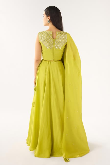 Basanti - Kapde Aur Koffee Lime Tissue Blouse & Embroidered Lehenga Set 