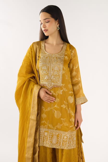 Buy Basanti - Kapde Aur Koffee Mustard Brocade Zari, Sequins, Embroidery Round Neck Banarasi Sharara Set Online at Aza Fashions Buy_Basanti - Kapde Aur Koffee_Mustard Brocade Zari, Sequins, Embroidery Round Neck Banarasi Sharara Set_Online_at_Aza_Fashions