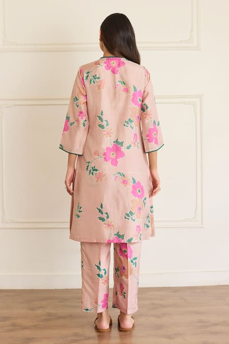 Juanita By Shubhda Toosh Silk Printed Kurta With Pant 