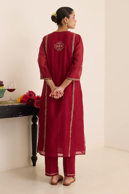 Juanita By Shubhda Claret Chanderi Kurta Set 