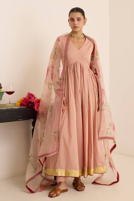 Juanita By Shubhda Peach Cotton Embroidery V-neck Salmon Anarkali Set With Floral Pattern Dupatta 