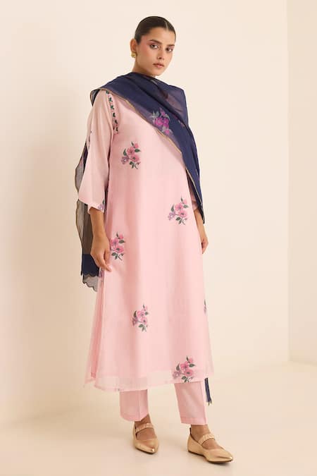 Juanita By Shubhda Pink Chanderi Embroidery Split V-neck Rene Floral Pattern Kurta Set