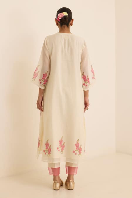 Juanita By Shubhda Ava Floral Print Kurta Pant Set 