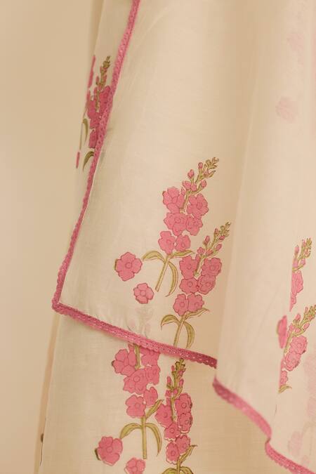 Juanita By Shubhda Ivory Chanderi Embroidery V-neck Ava Floral Print Kurta Pant Set at Aza Fashions Juanita By Shubhda_Ivory Chanderi Embroidery V-neck Ava Floral Print Kurta Pant Set _at_Aza_Fashions