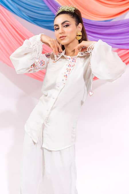 Buy_Leela By A_White Muslin Embroidery Collared Placement Shirt With Pant 