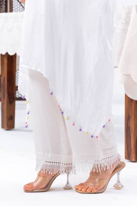 Buy_Leela By A_White Satin Embroidery Mandarin Collar Kaftan And Pant Set _Online_at_Aza_Fashions