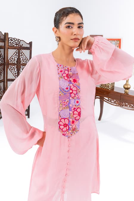 Buy_Leela By A_Pink Chiffon Embroidery Round Neck Placket Kurta With Pant _Online_at_Aza_Fashions