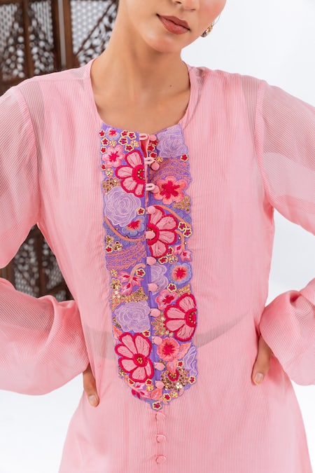 Leela By A_Pink Chiffon Embroidery Round Neck Placket Kurta With Pant _at_Aza_Fashions