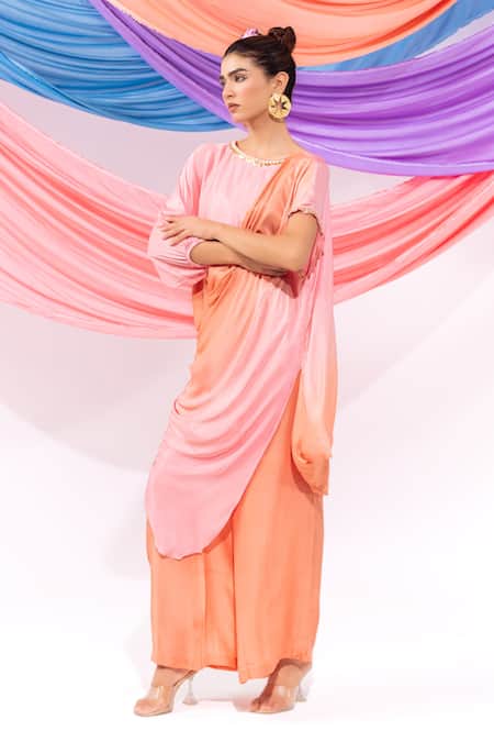 Buy_Leela By A_Peach Satin, Chiffon Embroidery Round Neck Ombre Kurta With Pant _Online_at_Aza_Fashions