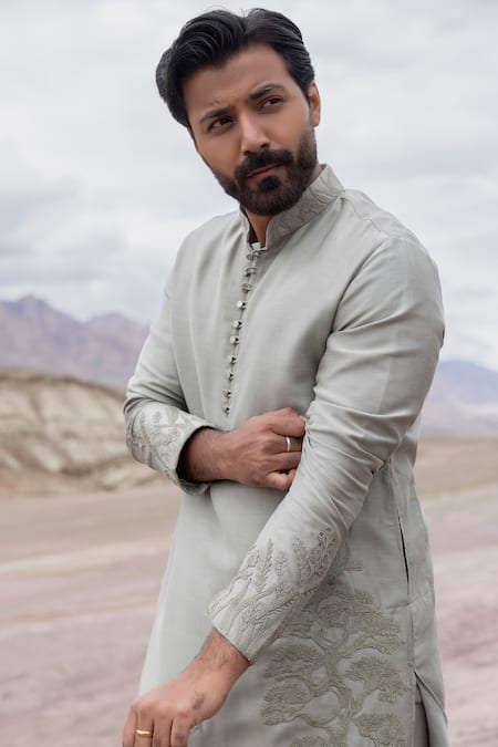 Amit Arora Green Linen, Bamboo, Silk Embroidery Dori Kurta With Pant Online at Aza Fashions Amit Arora_Green Linen, Bamboo, Silk Embroidery Dori Kurta With Pant _Online_at_Aza_Fashions