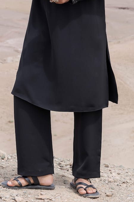 Amit Arora_Black Knit Embroidery Embellished Straight Kurta And Pant Set _Online_at_Aza_Fashions
