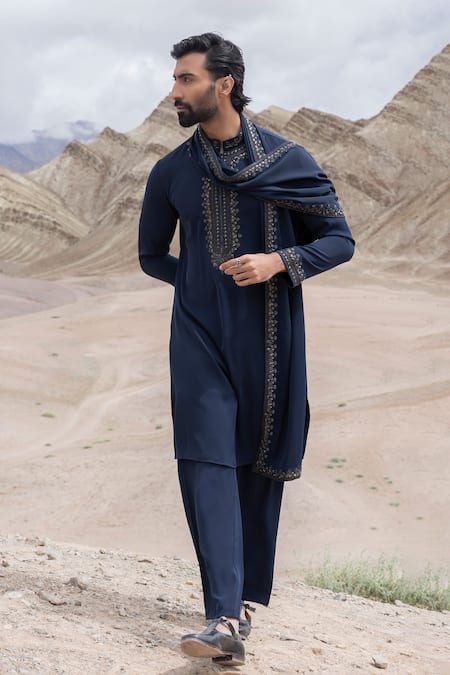 Buy_Amit Arora_Navy Knit Embroidery Kurta Set With Stole _Online_at_Aza_Fashions