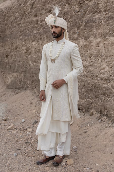 Amit Arora_Cream Polyester, Organza, Twill, Modal Textured Sherwani Set With Stole _at_Aza_Fashions