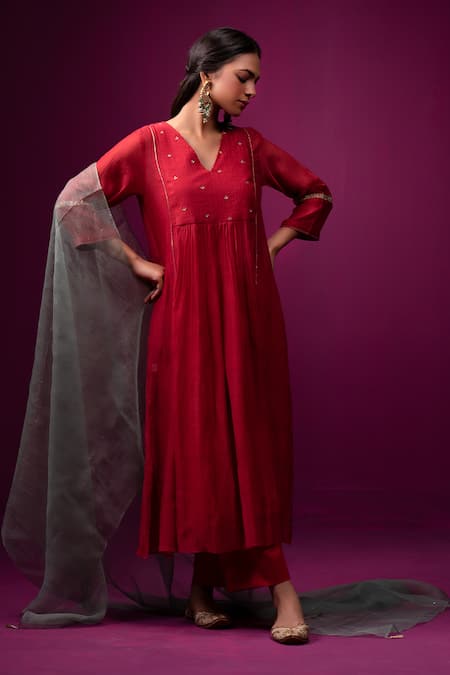 Buy Trendy Tokari Red Silk, Chanderi Embroidery V-neck Kurta Set Buy_Trendy Tokari_Red Silk, Chanderi Embroidery V-neck Kurta Set