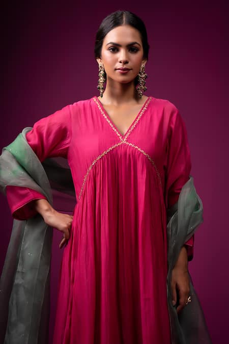 Buy_Trendy Tokari_Pink Silk, Chanderi Embroidery V-neck Kurta Set 