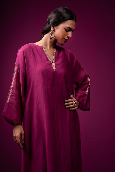 Buy Trendy Tokari Wine Silk, Chanderi Embroidery V-neck Kurta With Pant Buy_Trendy Tokari_Wine Silk, Chanderi Embroidery V-neck Kurta With Pant