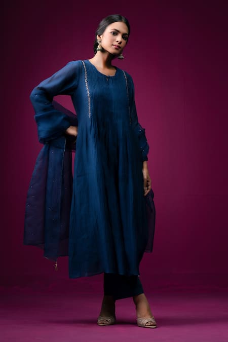 Shop_Trendy Tokari_Navy Silk, Chanderi Embroidery Round , Keyhole Kurta Set 