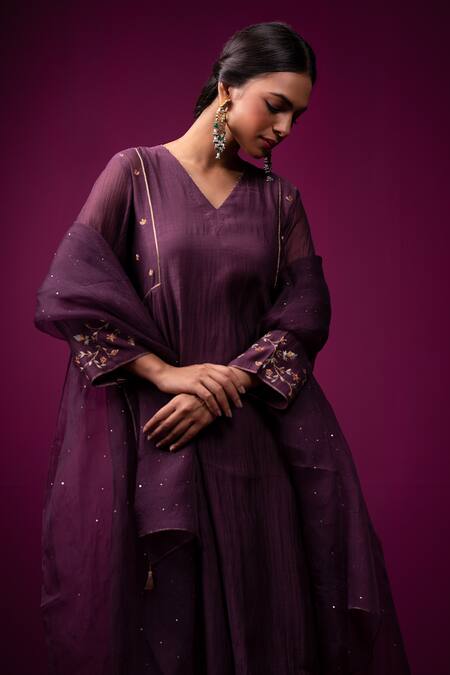Shop Trendy Tokari Purple Silk, Chanderi Embroidery V-neck Plain Kurta Set Online at Aza Fashions Shop_Trendy Tokari_Purple Silk, Chanderi Embroidery V-neck Plain Kurta Set _Online_at_Aza_Fashions