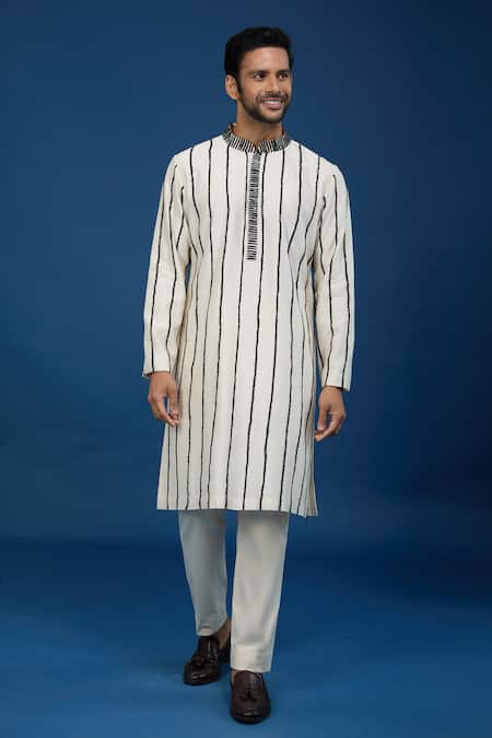 Shop_Countrymade_Ivory Cotton Embroidery Linear Kurta Set 