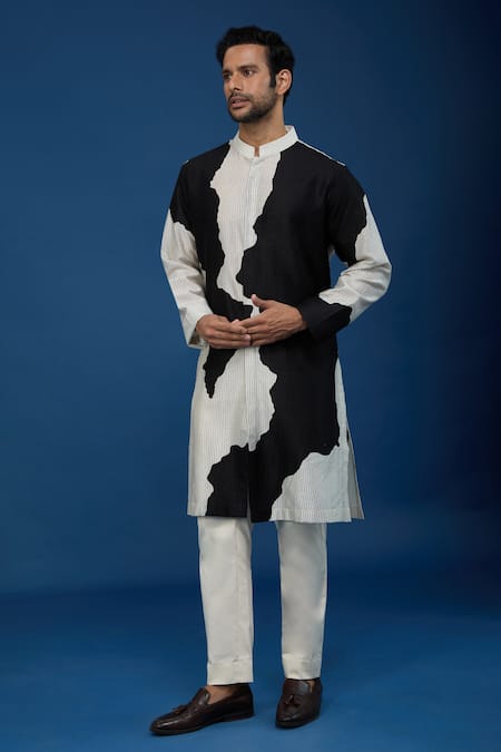 Countrymade_Ivory Cotton Line Pattern Kurta And Pant Set _at_Aza_Fashions