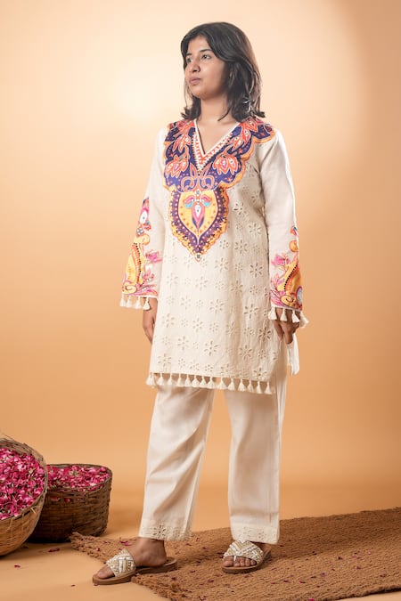 Shop_Mamicha_Off White Cotton Embroidery V-neck Kurta And Pant Set_Online_at_Aza_Fashions