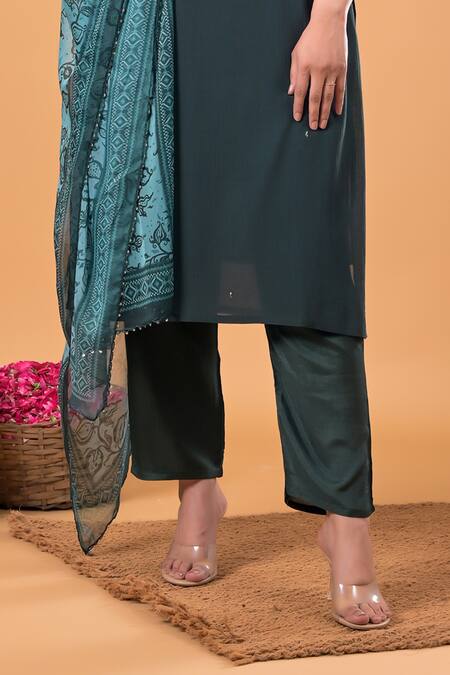 Mamicha_Green Cotton Embroidery Round Neck Dark Kurta Set_at_Aza_Fashions