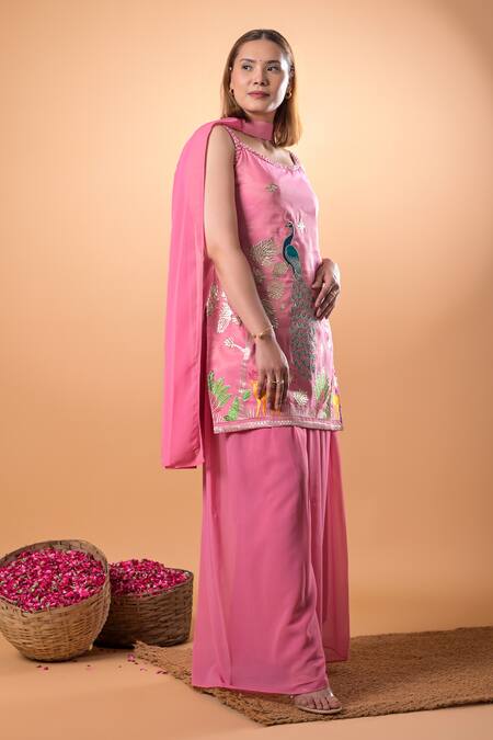 Buy_Mamicha_Pink Cotton Embroidery Square Neck Peacock Kurta Set_Online_at_Aza_Fashions