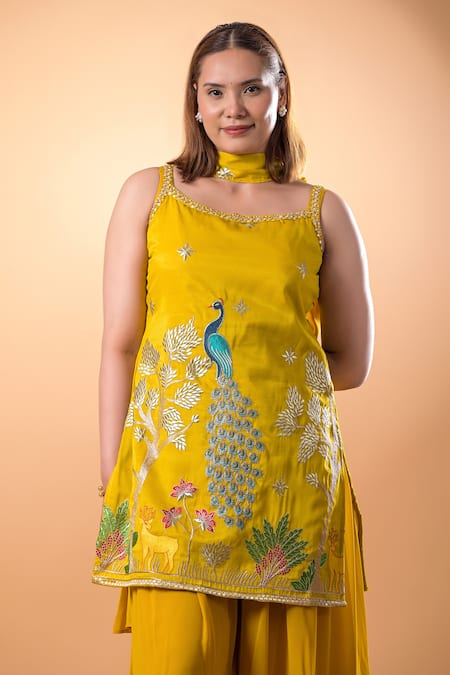 Shop_Mamicha_Yellow Cotton Embroidery Round Neck Kurta Set_Online_at_Aza_Fashions