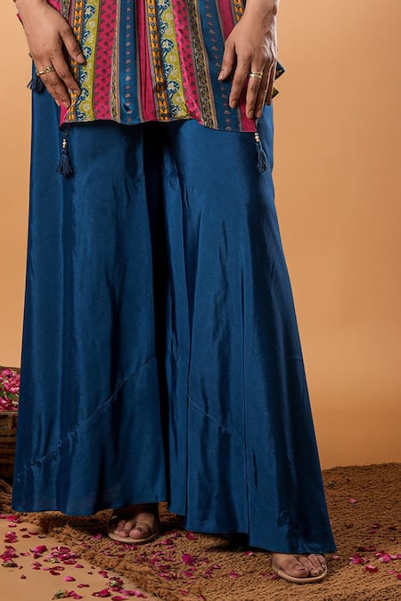 Mamicha_Multi Color Cotton Embroidery Round Neck Multicolor Designer Kurta And Pant Set_Online_at_Aza_Fashions