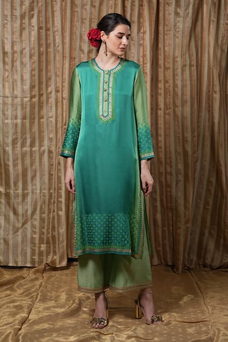 Buy Krishna Mehta Green Embroidery Collared Block Print Tunic Online at Aza Fashions Buy_Krishna Mehta_Green Embroidery Collared Block Print Tunic _Online_at_Aza_Fashions