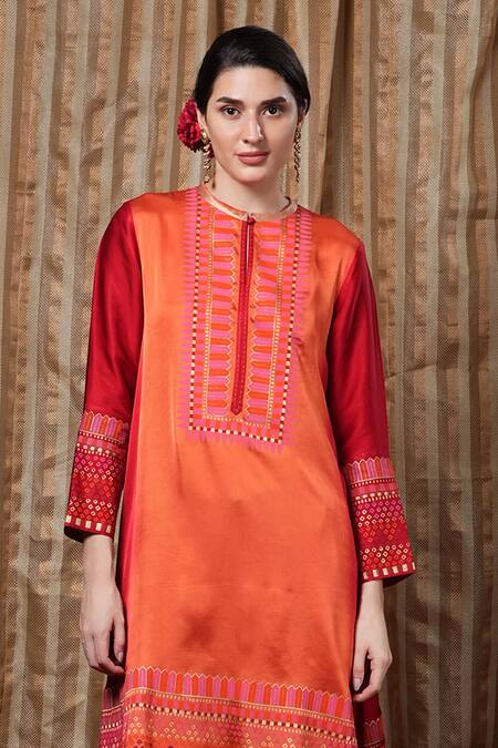 Buy_Krishna Mehta_Orange Embroidery Round Neck Linear Placement Print Tunic _Online_at_Aza_Fashions