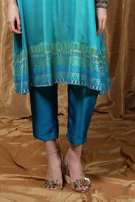 Krishna Mehta Blue Modal Embroidery Round Neck Geometric Print Tunic Online at Aza Fashions Krishna Mehta_Blue Modal Embroidery Round Neck Geometric Print Tunic _Online_at_Aza_Fashions