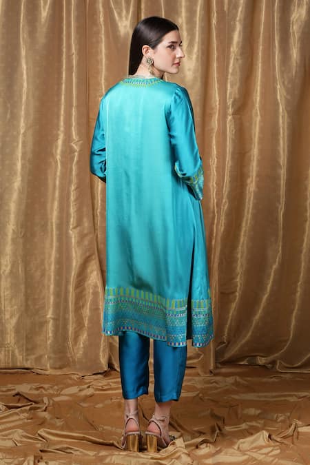 Shop Krishna Mehta Blue Modal Embroidery Round Neck Geometric Print Tunic at Aza Fashions Shop_Krishna Mehta_Blue Modal Embroidery Round Neck Geometric Print Tunic _at_Aza_Fashions