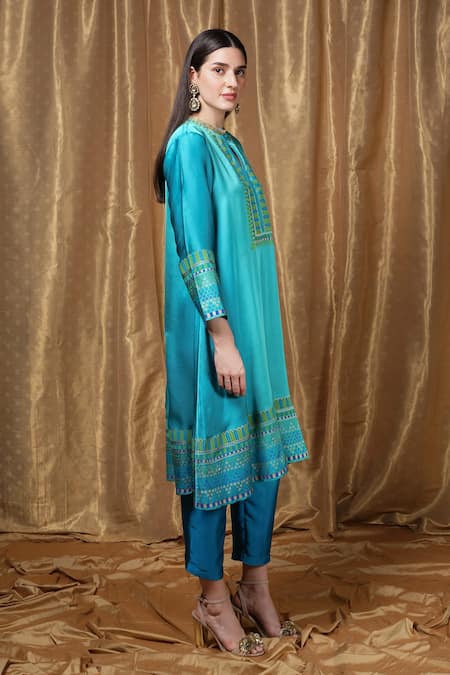 Shop Krishna Mehta Blue Modal Embroidery Round Neck Geometric Print Tunic Online at Aza Fashions Shop_Krishna Mehta_Blue Modal Embroidery Round Neck Geometric Print Tunic _Online_at_Aza_Fashions