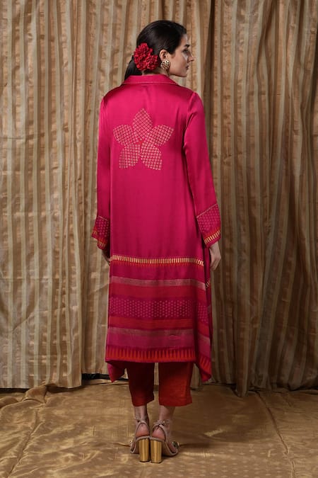 Shop Krishna Mehta Red Modal Embroidery Collared Linear Tunic at Aza Fashions Shop_Krishna Mehta_Red Modal Embroidery Collared Linear Tunic _at_Aza_Fashions