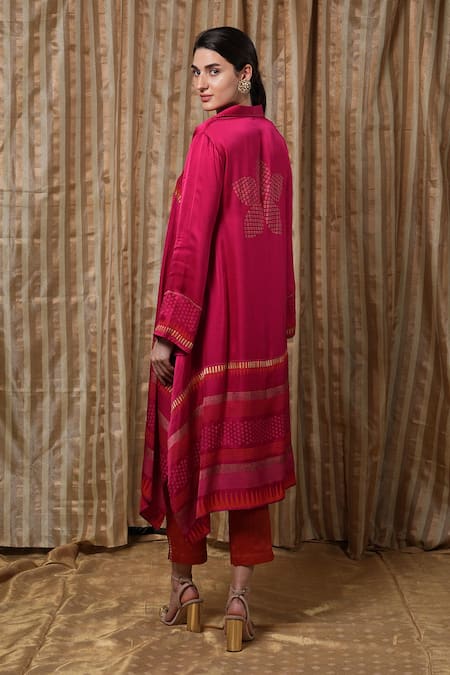 Shop Krishna Mehta Red Modal Embroidery Collared Linear Tunic Online at Aza Fashions Shop_Krishna Mehta_Red Modal Embroidery Collared Linear Tunic _Online_at_Aza_Fashions