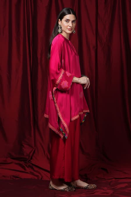 Buy Krishna Mehta Red Modal Embroidery Round Neck Floral Print Kaftan Online at Aza Fashions Buy_Krishna Mehta_Red Modal Embroidery Round Neck Floral Print Kaftan _Online_at_Aza_Fashions