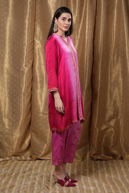 Buy_Krishna Mehta_Pink Modal Notched Neck Placement Block Print Tunic _Online_at_Aza_Fashions