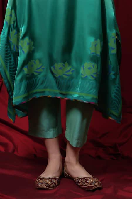 Krishna Mehta_Green Modal Embroidery Collared Block Print Tunic _Online_at_Aza_Fashions