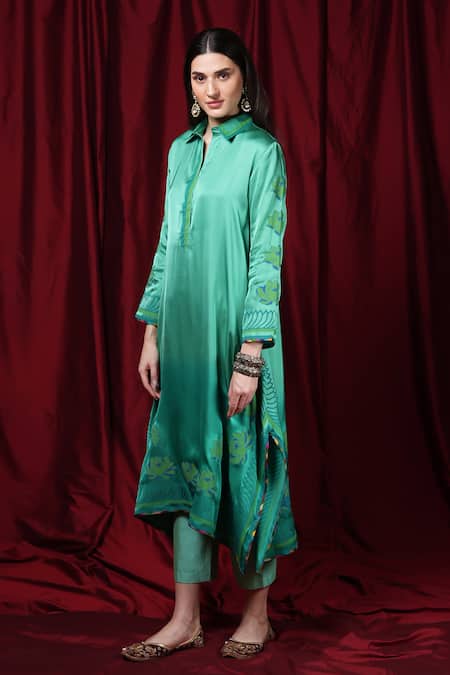 Shop_Krishna Mehta_Green Modal Embroidery Collared Block Print Tunic _Online_at_Aza_Fashions