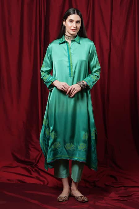 Krishna Mehta_Green Modal Embroidery Collared Block Print Tunic _at_Aza_Fashions
